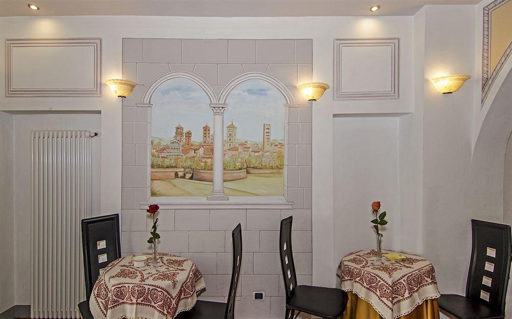 لوكا Dimora Dei Guelfi Luxury Rooms المظهر الخارجي الصورة